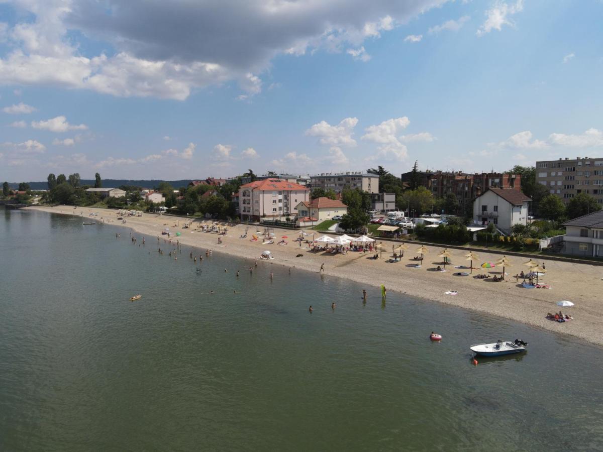 Danubiana Apartments 5 Кладово Экстерьер фото